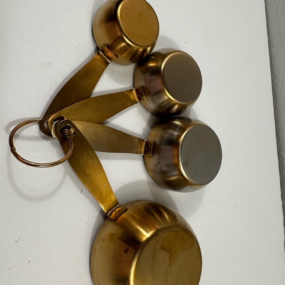 Set of Crofton Copper Stainless Steel Measuring Cups. - Picture 5 of 6